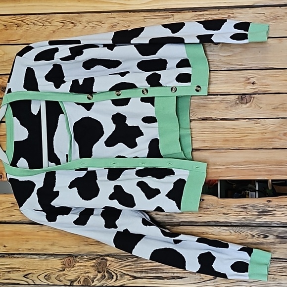 SHEIN Sweaters - Cow print sweater set